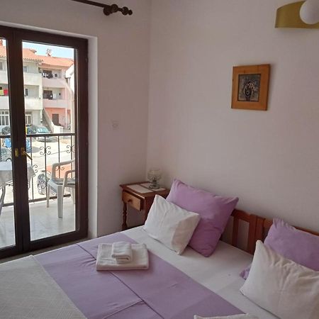 "Sunny" - Studio Apartment Πούλα Εξωτερικό φωτογραφία
